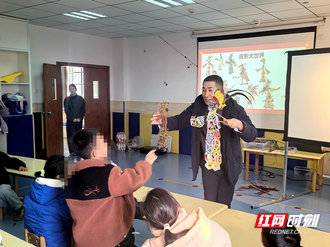 湘潭：非遗纸影走进特殊儿童课堂 传统文化疗愈心灵