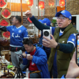 湘超夺冠引跨省热潮 永州江永热情与江苏球迷双向奔赴