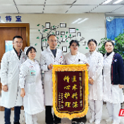 肿瘤病房为何被他住成了“VIP”？从一个特别的感谢视频说起