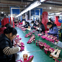 新邵县:开足马力赶订单 奋力冲刺“开门红”