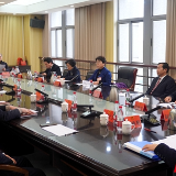 周迎春主持召开邵阳市十七届人大常委会第九十四次主任会议