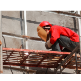 好评中国丨网聚微光映山河，平凡筑梦显担当