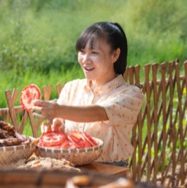 新春走基层·小镇顶流丨当千年古镇遇上“马安徐姐”