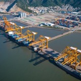 好评中国·两会热评丨推动民营经济须从“根子上”着手