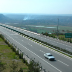 春节假期高速不是免费吗?为何会收到ETC扣费通知?回复来了!