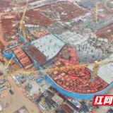 湖南建投六建长沙奥体中心二标段项目完成综合体育馆A1区二层梁板混凝土浇筑