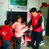 汝城县：  “宝贝小屋”暖乎乎