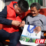 学雷锋 见行动——沅辰运管中心联合高速交警走进福利院温情守护“一老一小”