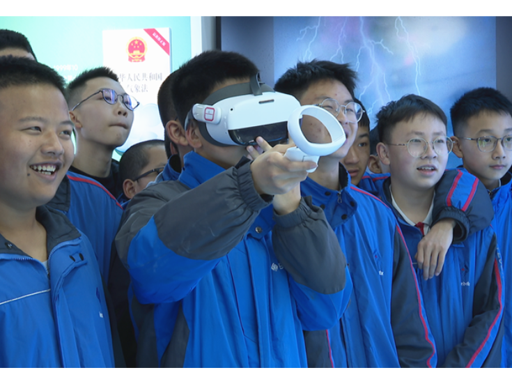 衡南气象科普馆对外开放 师生沉浸式体验气象科技