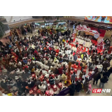 好评中国丨让全民阅读扎根生活，成为“新常态”