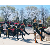 好评中国丨当年背影是山河，今日归来即故乡