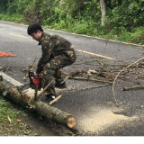 江永县千家峒瑶族乡：迅速行动除隐患 筑牢汛期安全防线