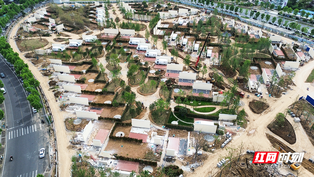 湘潭万楼·青年码头三期-芙蓉国里房车酒店项目建设进入“最后冲刺”