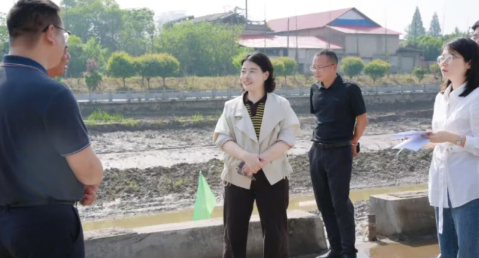 钟剑波深入一线督导重点项目建设