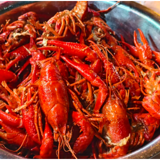 夜宵一锅炖火爆 专家解锁小龙虾健康吃法