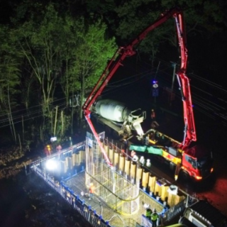 新突破！宜常铁路湖南段首个承台浇筑完成