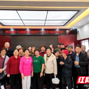 以爱致暖向光而行 温情献礼母亲节