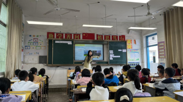 中路铺中心小学圆满承办湘潭县小学英语送教下乡活动