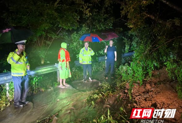 闻汛而动全警护航——石门公安交管部门全力筑牢汛期道路交通安全防线
