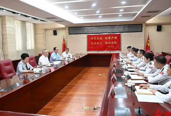 沈晓明毛伟明看望慰问浏阳烟花厂爆炸事故救援指战员代表