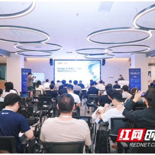 万物皆可AI：一场关于“造物”的硬核创业实验