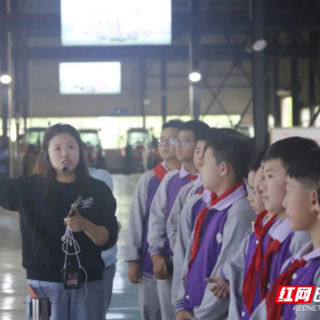 郴州市王仙小学开展农机科技研学活动