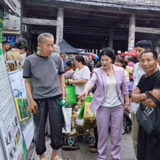郴州市生态环境系统开展“5·22国际生物多样性日”宣传活动