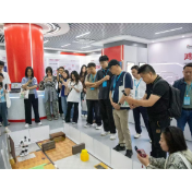 三十家主流融媒走进合肥财经职业学院 探访民办高职“突围”新路径