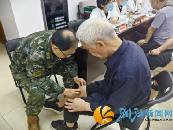 军民携手送健康 真情服务暖民心