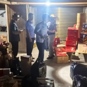 衡阳县公安捣毁一处烟花爆竹“黑仓库”，抓获3人
