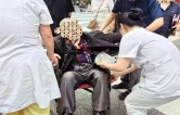 暖心施救显担当！石鼓区中医正骨医院医护人员紧急救助路边晕倒群众