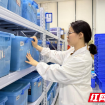 服务先锋张银萍：食品样品的“铁面管家”