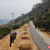 资兴市滁口镇：重修菠萝山渠道解千余名群众“缺水之困”