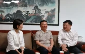 蒋君走访慰问老同志