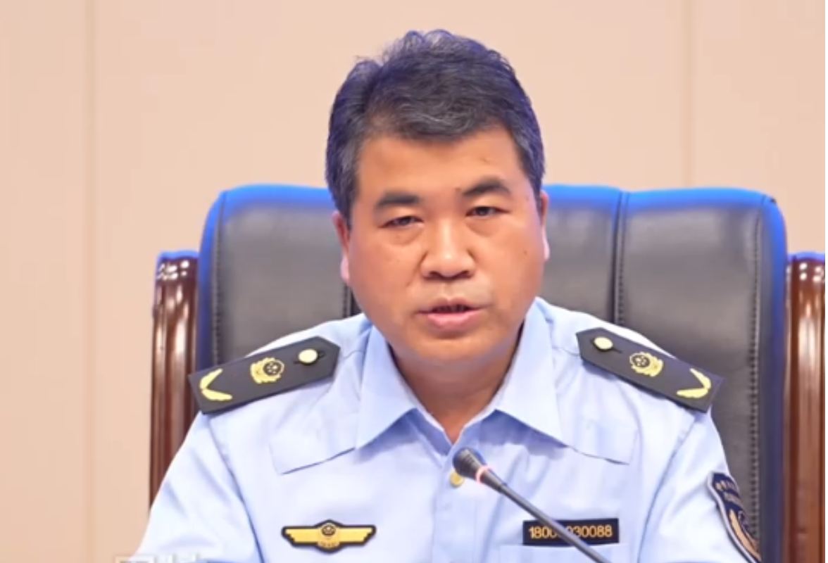 创新监管方式 实施“互联网+明厨亮灶”使用“食安封签”