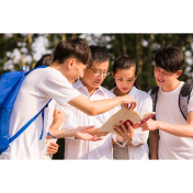 大学允许你换跑道,但不会替你跑