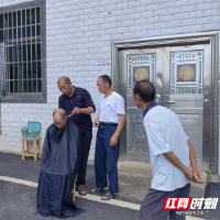 永兴县悦来镇：爱心义剪进村居 便民服务暖人心