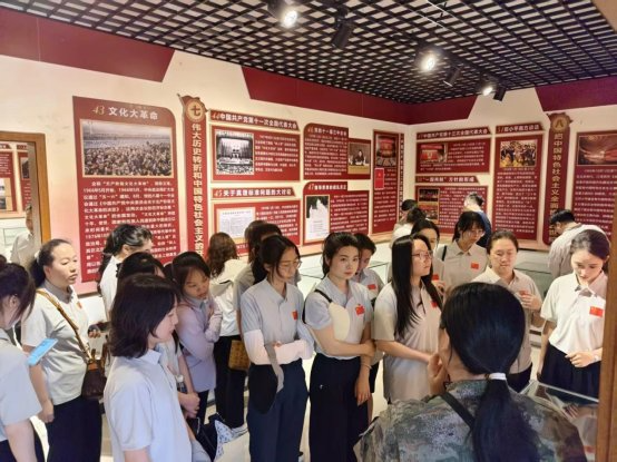 厚植国防情 锤炼青年志——2026年洪江市中青班赴国防教育中心学习