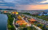 㵲水竞渡，龙虾佐欢，健身添彩——怀化市文旅体育集团献上端午多元盛宴