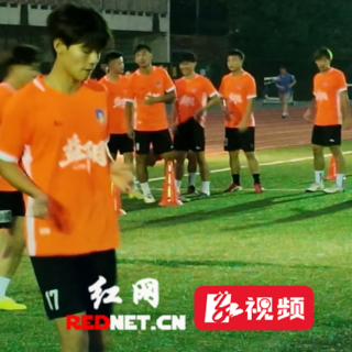 打磨阵容淬炼默契 银城少年剑指湘超