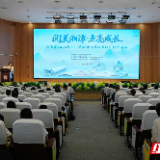 点亮心中的那盏灯  “阅美湘潭·点亮成长”思政阅读活动启幕
