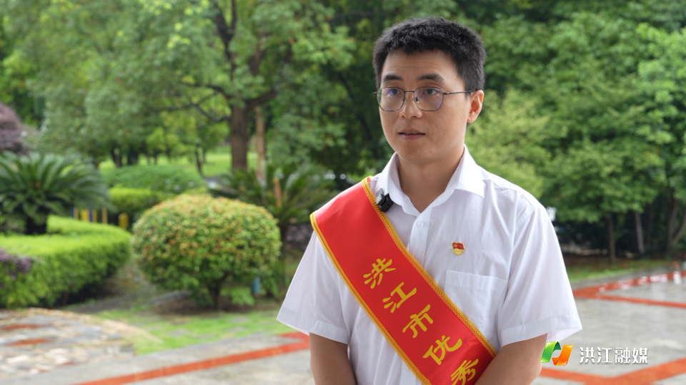 筑牢党建根基争当实干先锋——洪江市“两优一先”表彰大会在全市党员干部中引发强烈反响