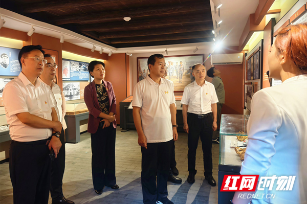 图片1_副本.png 邵阳市人大常委会党组、机关党组理论学习中心组(扩大)举行2026年第六次集体学习(图2)