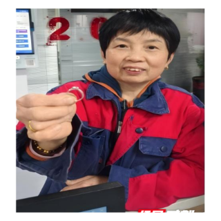 医院保洁员拾金不昧，万元钻戒物归原主