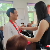 荷塘区桂花街道向阳社区:党建联建送服务 银发党员担使命