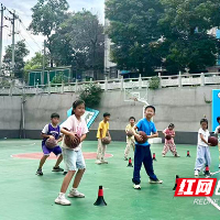 “官方带娃”再升级!株洲市十三中教职工子弟暑期训练营暖心开班