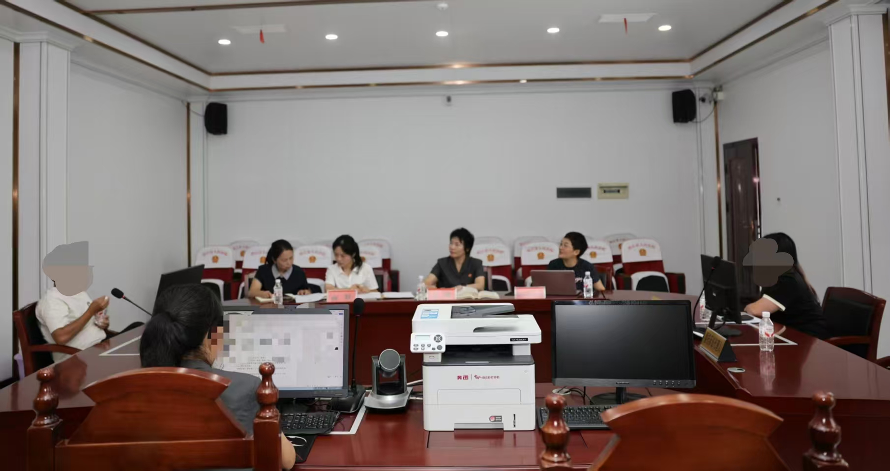 天平玫瑰绽芳华 巾帼同行守初心——市人民法院、市妇联开展联合主题党日活动