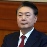 尹锡悦涉嫌妨碍逮捕案三审获刑7年