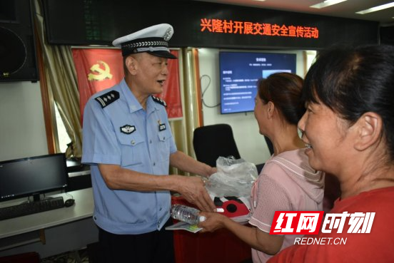 李大发头盔2