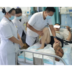 夜钓遭烙铁头咬伤险截肢!怀化市中心医院洪江医院专家详解蛇伤保命方法
